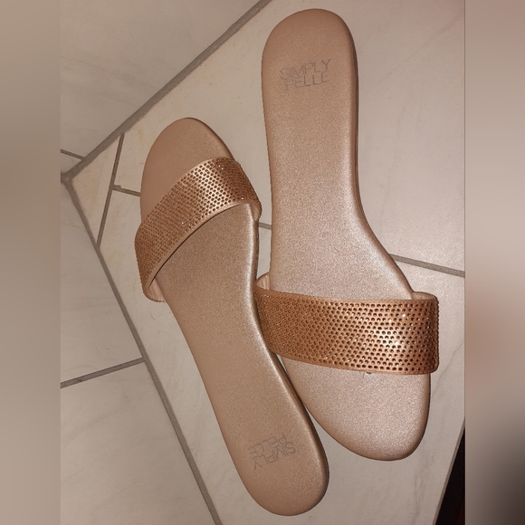 Simply Pelle women's size 11 rose gold sandal Excellent used condition - Picture 2 of 6
